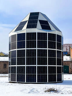Solar-Iglu im Winter
