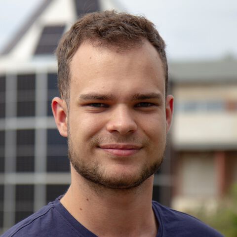 Damian Klapper